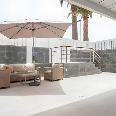 El Oasis Villa *